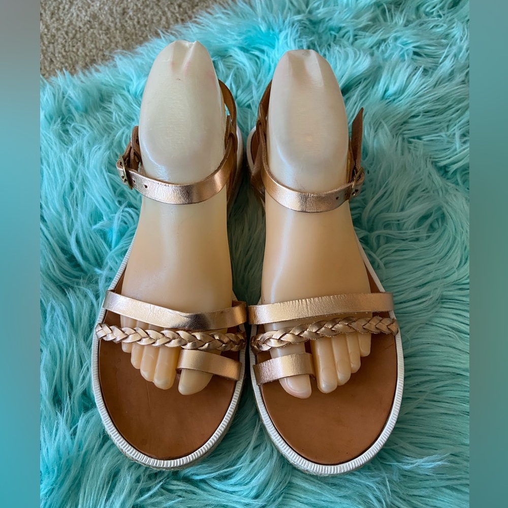 NWOT IRIS GREEK HANDMADE SANDALS SIZE 41